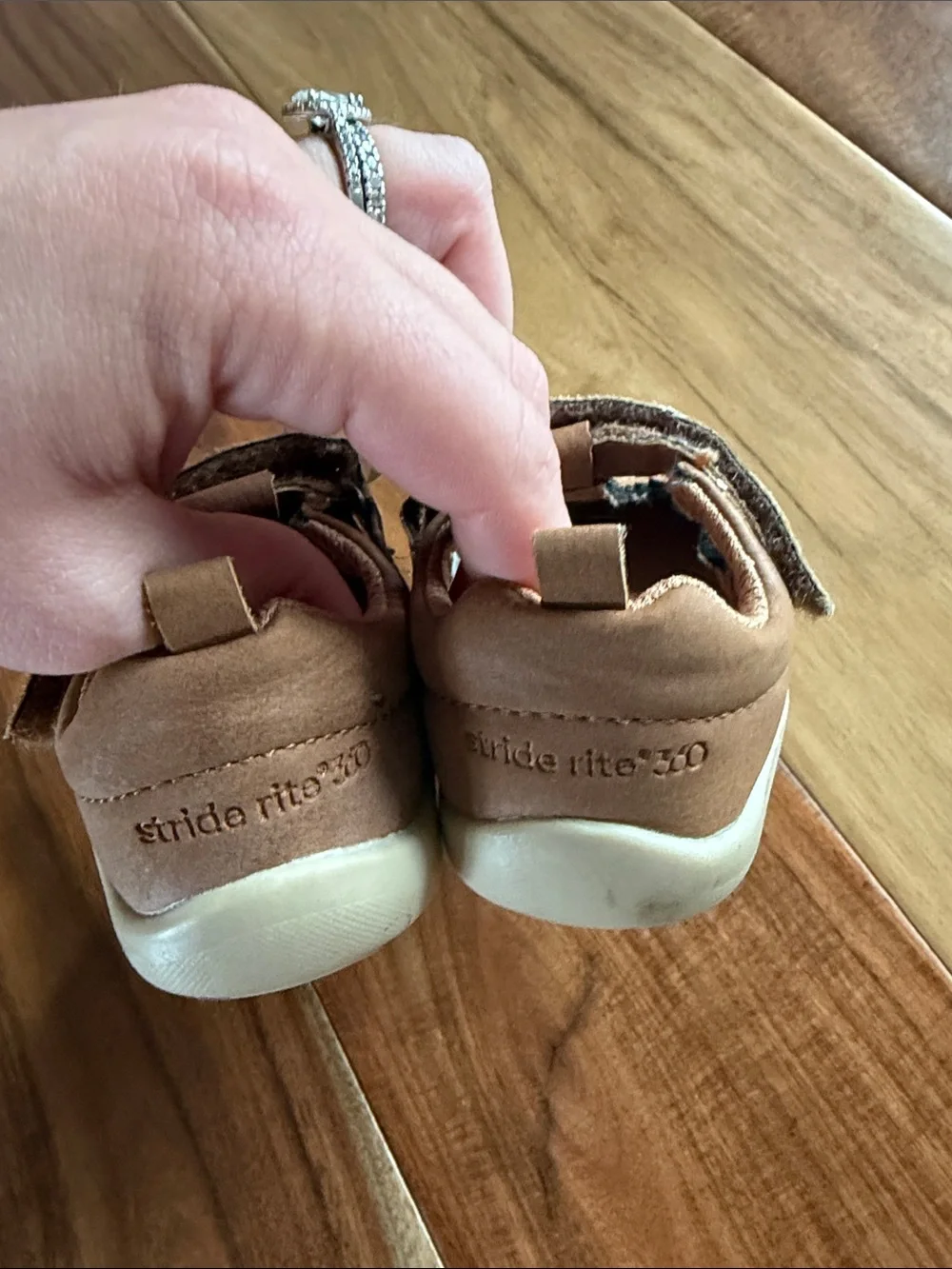 Stride Rite Toddler Mary Jane Shoes in Brown Size 3T